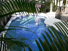 a nice pool - awesome florida homes